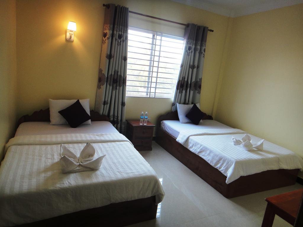 Khemra I Guesthouse Kampot Rum bild