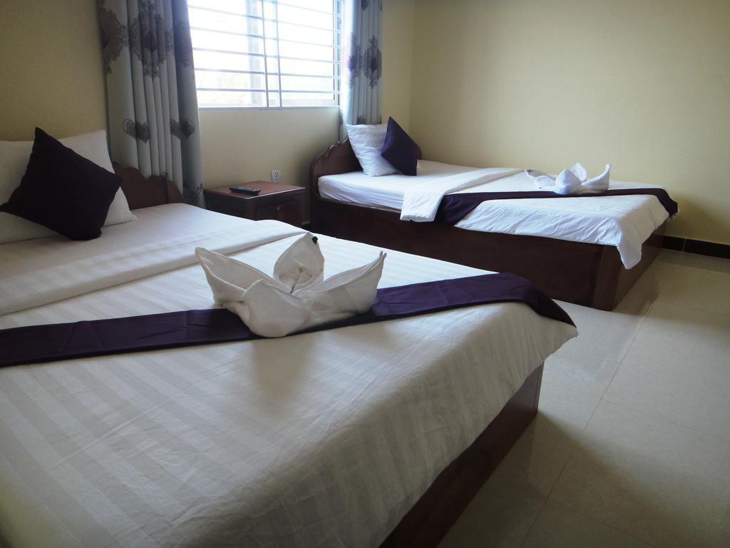 Khemra I Guesthouse Kampot Rum bild