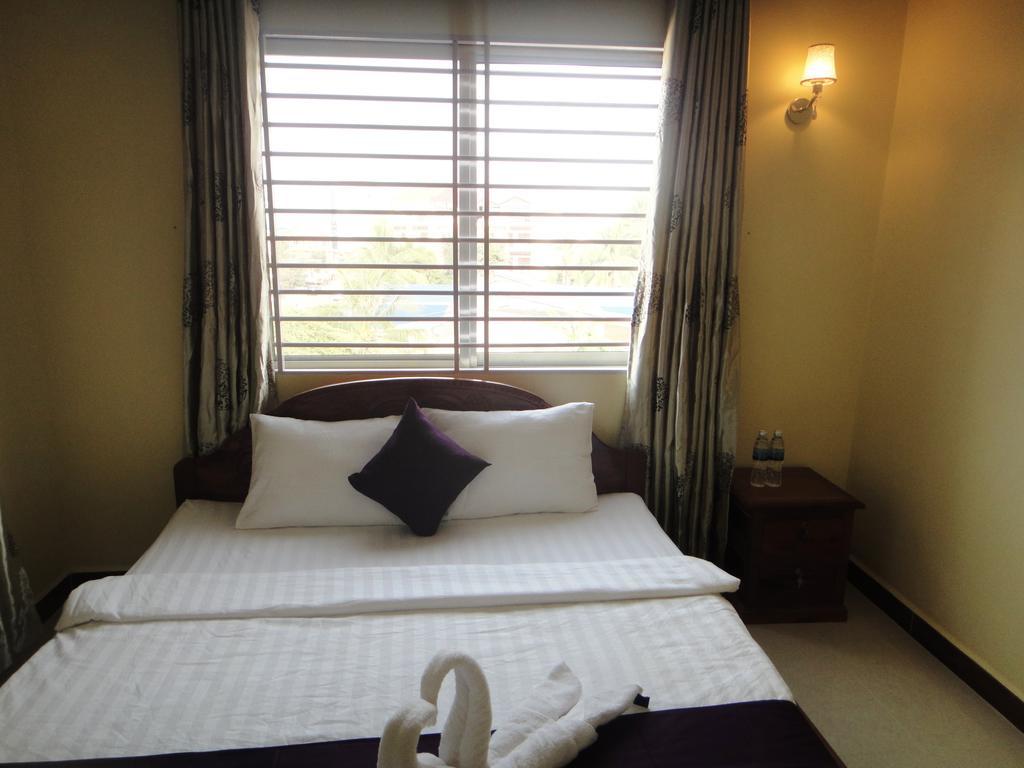 Khemra I Guesthouse Kampot Rum bild